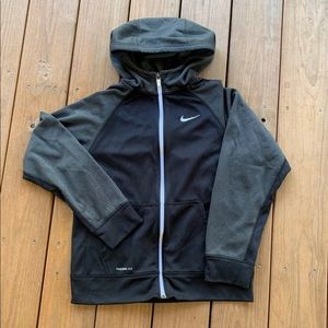 Boys Nike elite hoodie